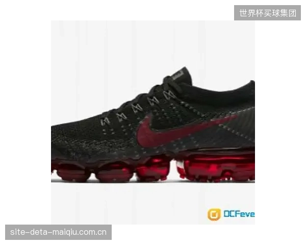 耐克公司证实，其Flyknit系列产品中再生聚酯的使用比例已突破60%，每一批次原料的来源均有区块链哈希值可供查验